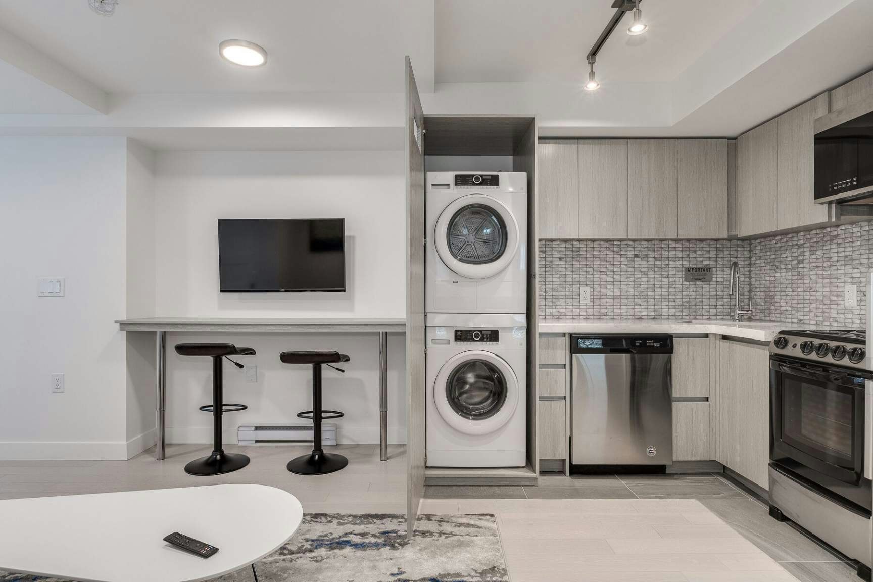 ---1433 Haro-1431 Haro Street, Vancouver, BC, V6G 1J3 - 8