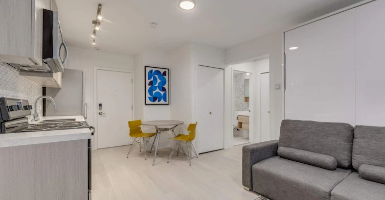 105-1425 Haro Street, Vancouver, BC, V6G 1G2 - 4
