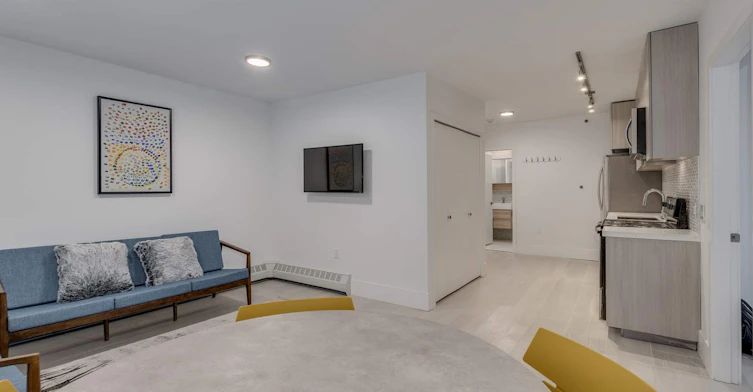 001-1425 Haro Street, Vancouver, BC, V6G 1G2 - 5