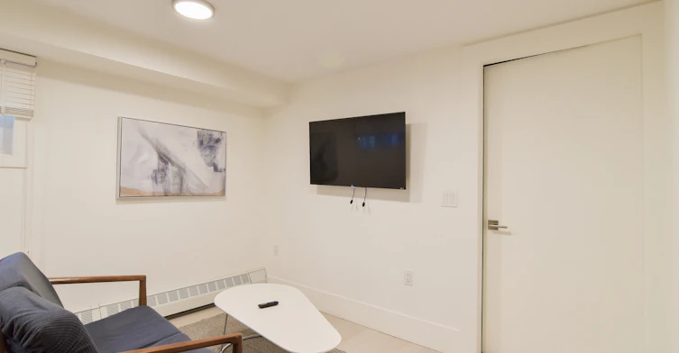 003-1425 Haro Street, Vancouver, BC, V6G 1G2 - 2