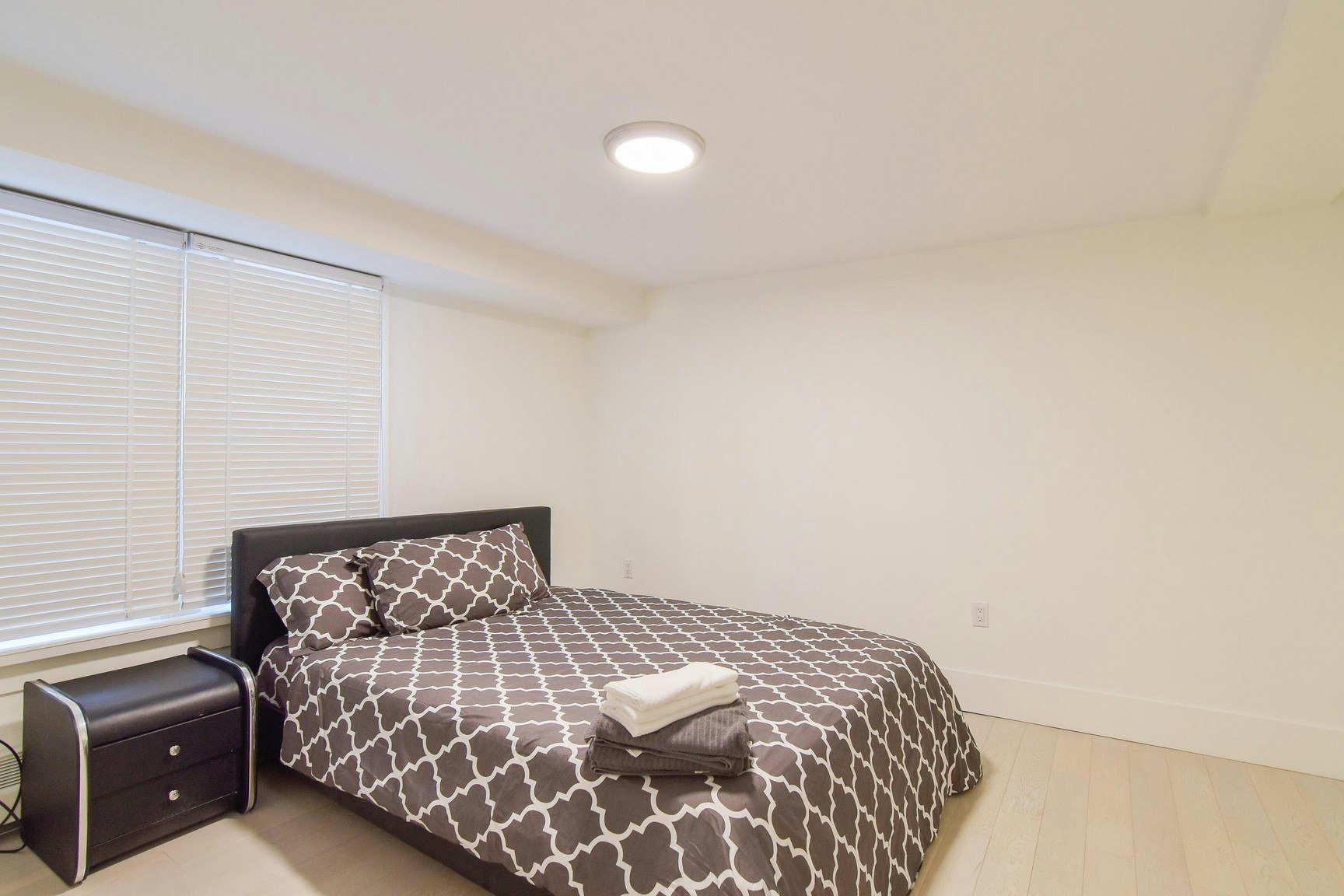 003-1425 Haro Street, Vancouver, BC, V6G 1G2 - 3
