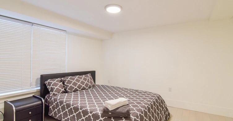 003-1425 Haro Street, Vancouver, BC, V6G 1G2 - 3
