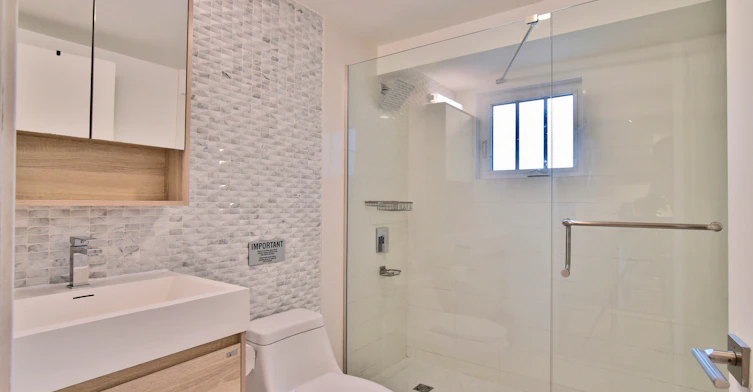 003-1425 Haro Street, Vancouver, BC, V6G 1G2 - 9