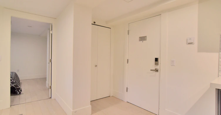 003-1425 Haro Street, Vancouver, BC, V6G 1G2 - 11