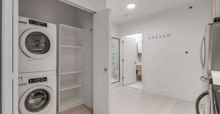 103-1425 Haro Street, Vancouver, BC, V6G 1G2 - 13