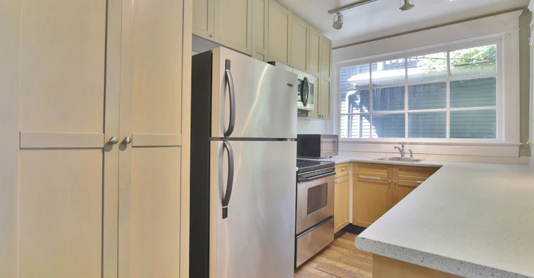 1-1517 Comox Street, Vancouver, BC, V6G 1P3 - 13