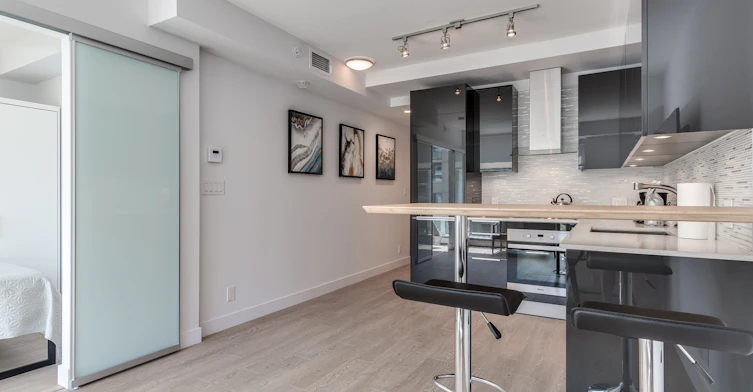 906-1283 Howe Street, Vancouver, BC, V6Z 1C1 - 10