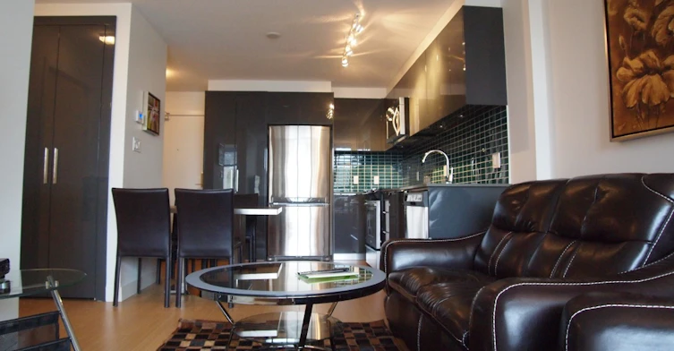 503-1325 Rolston Street, Vancouver, BC, V6B 0M2 - 2