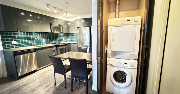 605-1325 Rolston Street, Vancouver, BC, V6B 0M2 - 8