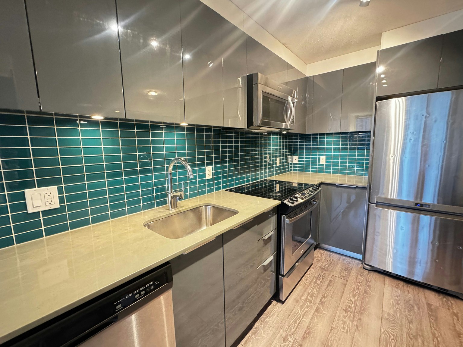 605-1325 Rolston Street, Vancouver, BC, V6B 0M2 - 6