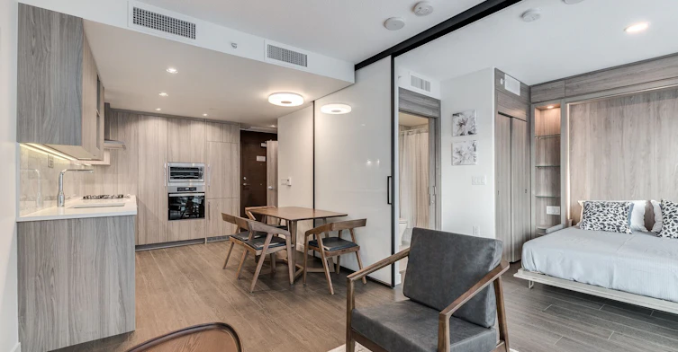 211-89 Nelson Street, Vancouver, BC, V3J 1S7 - 9
