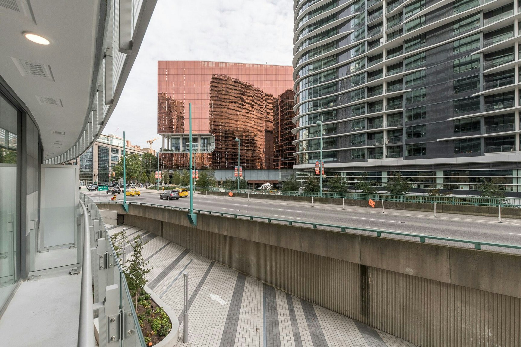 211-89 Nelson Street, Vancouver, BC, V3J 1S7 - 16