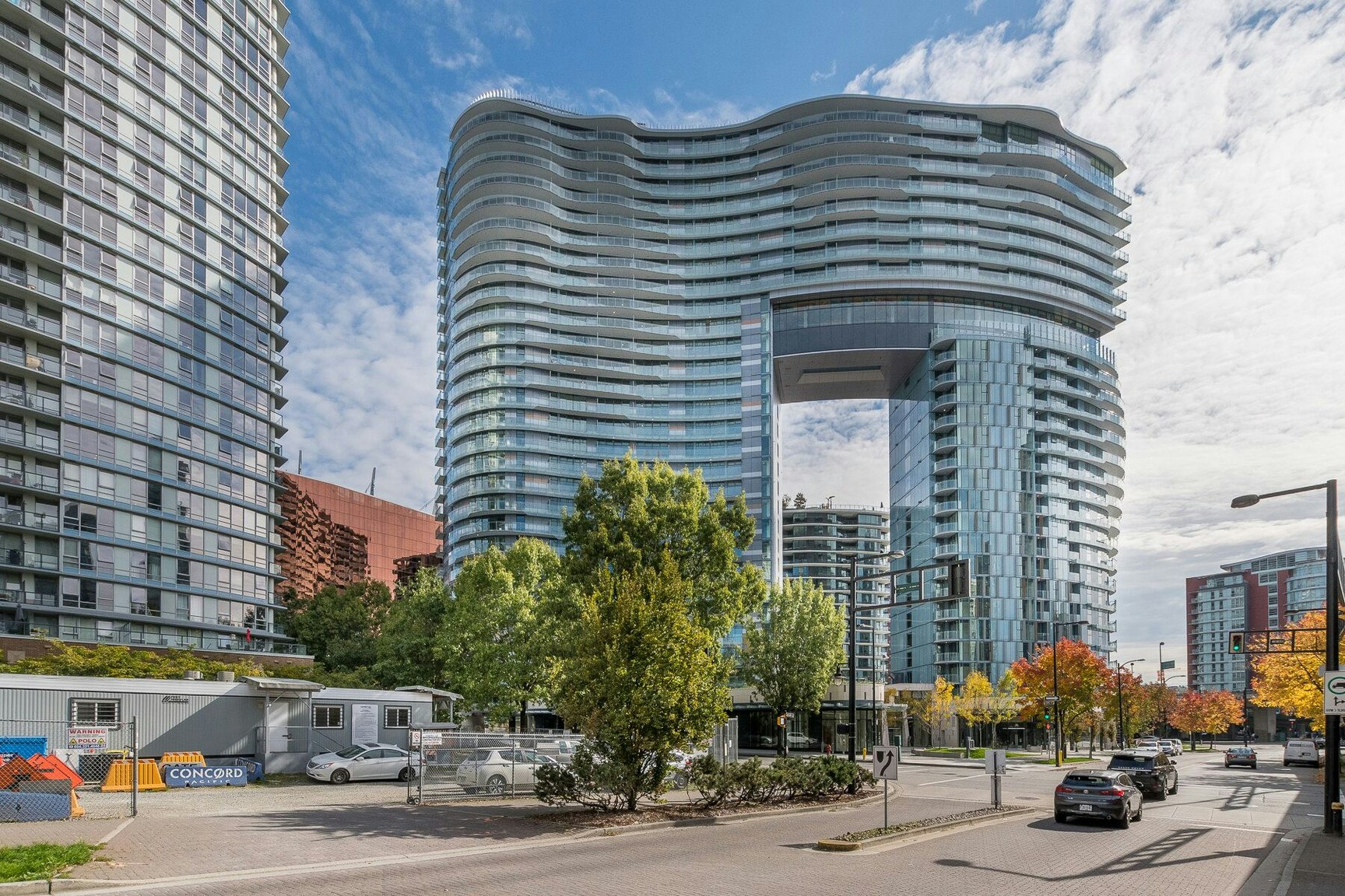 211-89 Nelson Street, Vancouver, BC, V3J 1S7 - 2