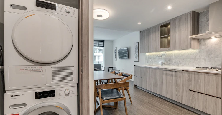 211-89 Nelson Street, Vancouver, BC, V3J 1S7 - 15