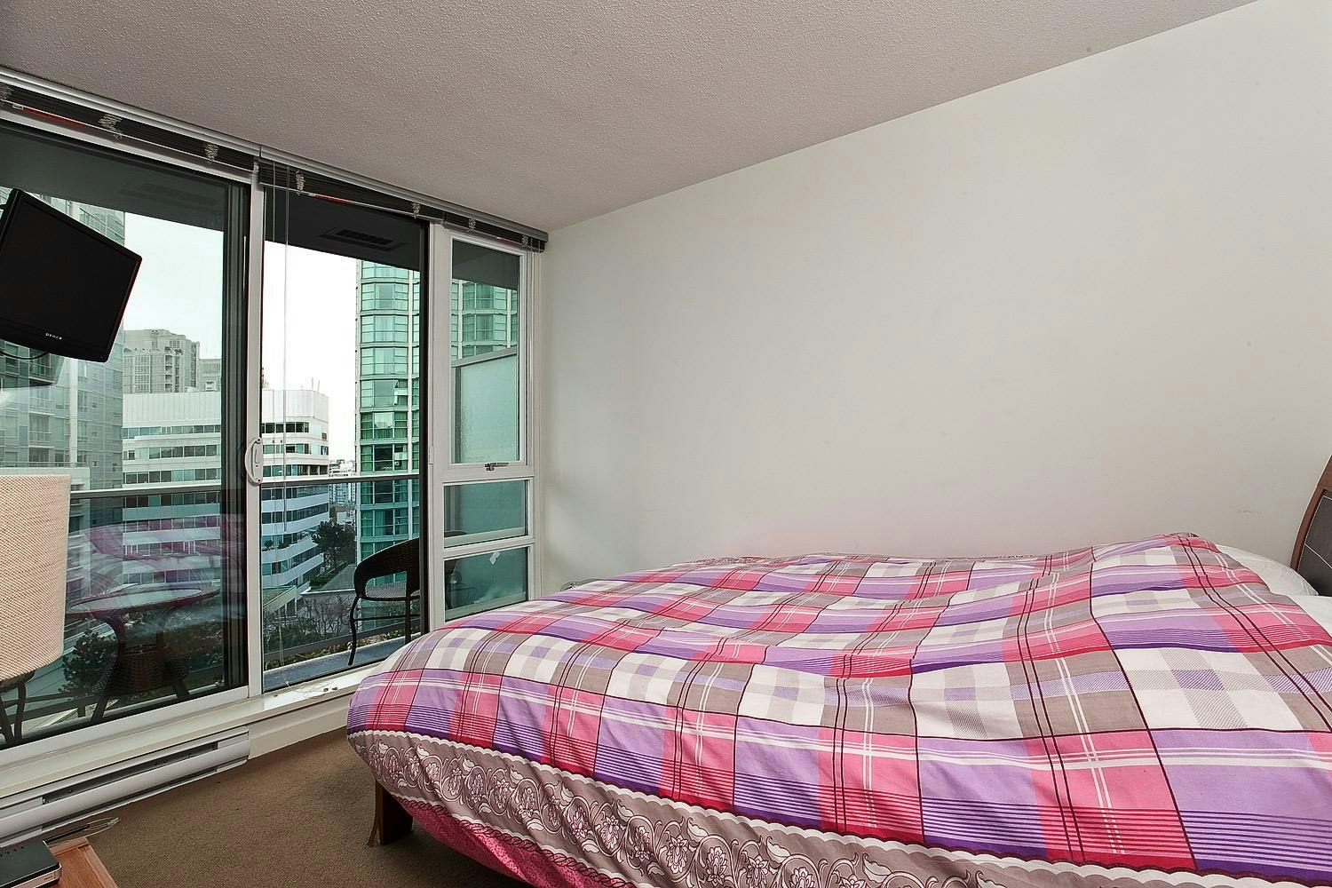 1802-788 Hamilton Street, Vancouver, BC, V6B 6M2 - 10