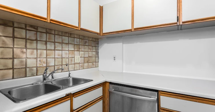 101-1405 Haro Street, Vancouver, BC, V6G 1G2 - 10