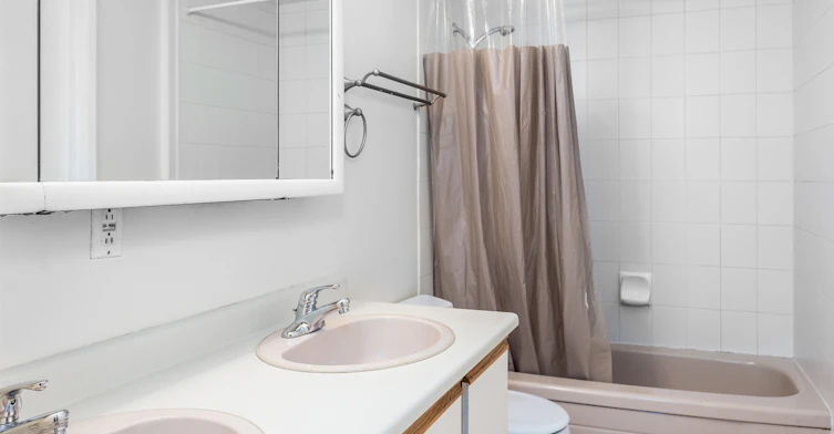 303-1405 Haro Street, Vancouver, BC, V6G 1G2 - 12