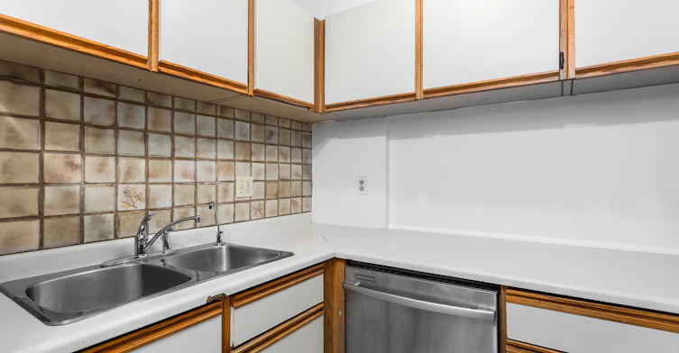 103-1405 Haro Street, Vancouver, BC, V6G 1G2 - 12
