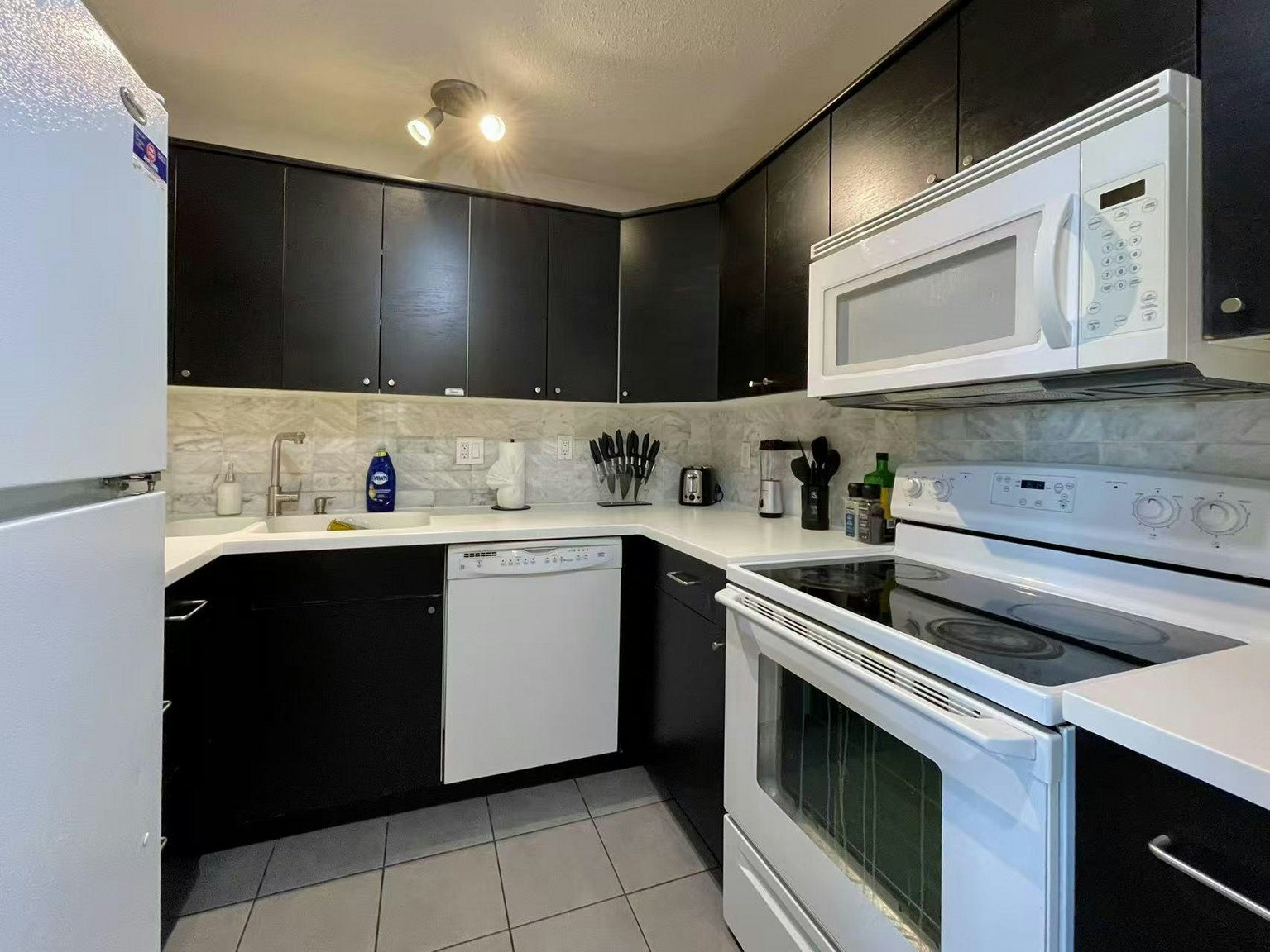 302-1405 Haro Street, Vancouver, BC, V6G 1G2 - 5