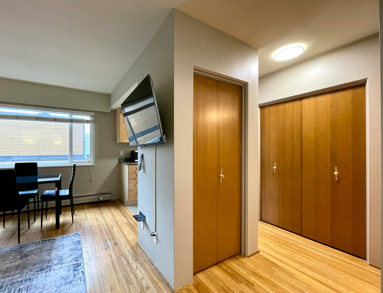 302-1985 West 8th Avenue, Vancouver, BC, V6J 1W2 - 6