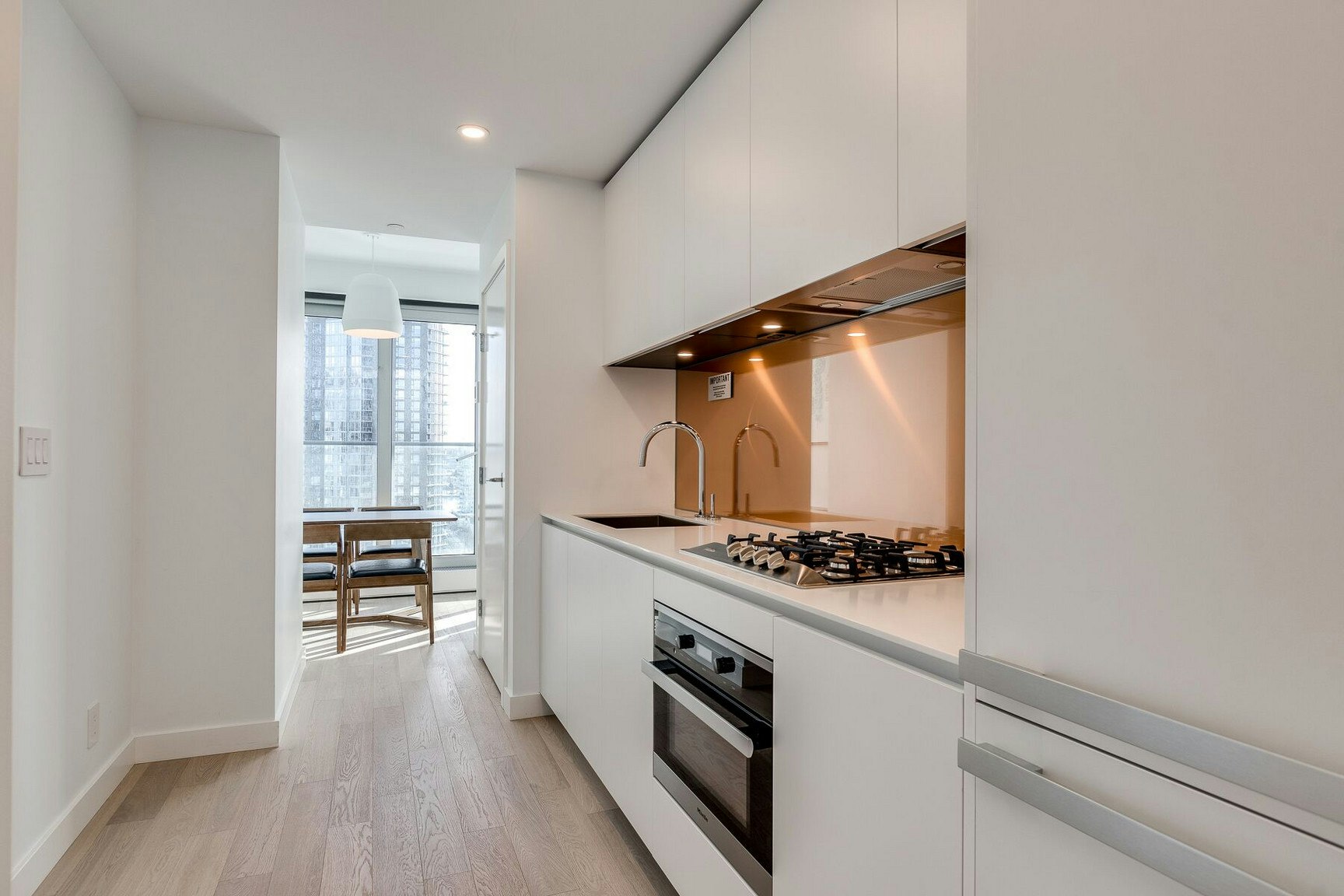 1802-1480 Howe Street, Vancouver, BC, V6Z 1C4 - 4