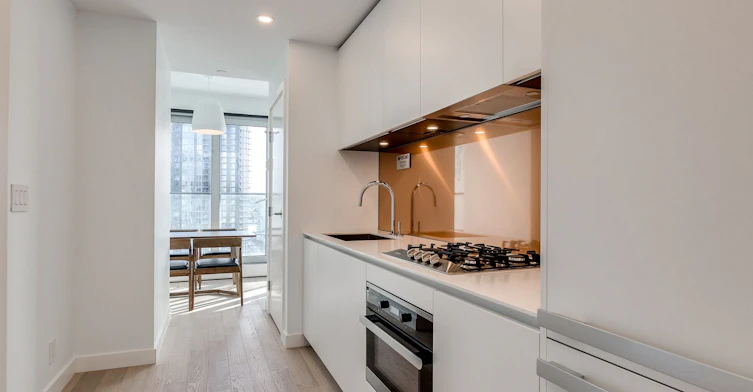 1802-1480 Howe Street, Vancouver, BC, V6Z 1C4 - 4