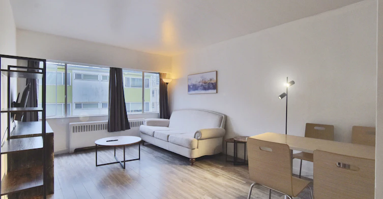 203 -1540 Haro Street, Vancouver, BC, V6G 1G5