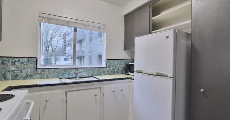 203 -1540 Haro Street, Vancouver, BC, V6G 1G5 - 7