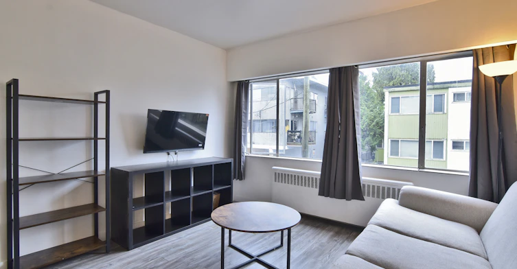 203 -1540 Haro Street, Vancouver, BC, V6G 1G5 - 2