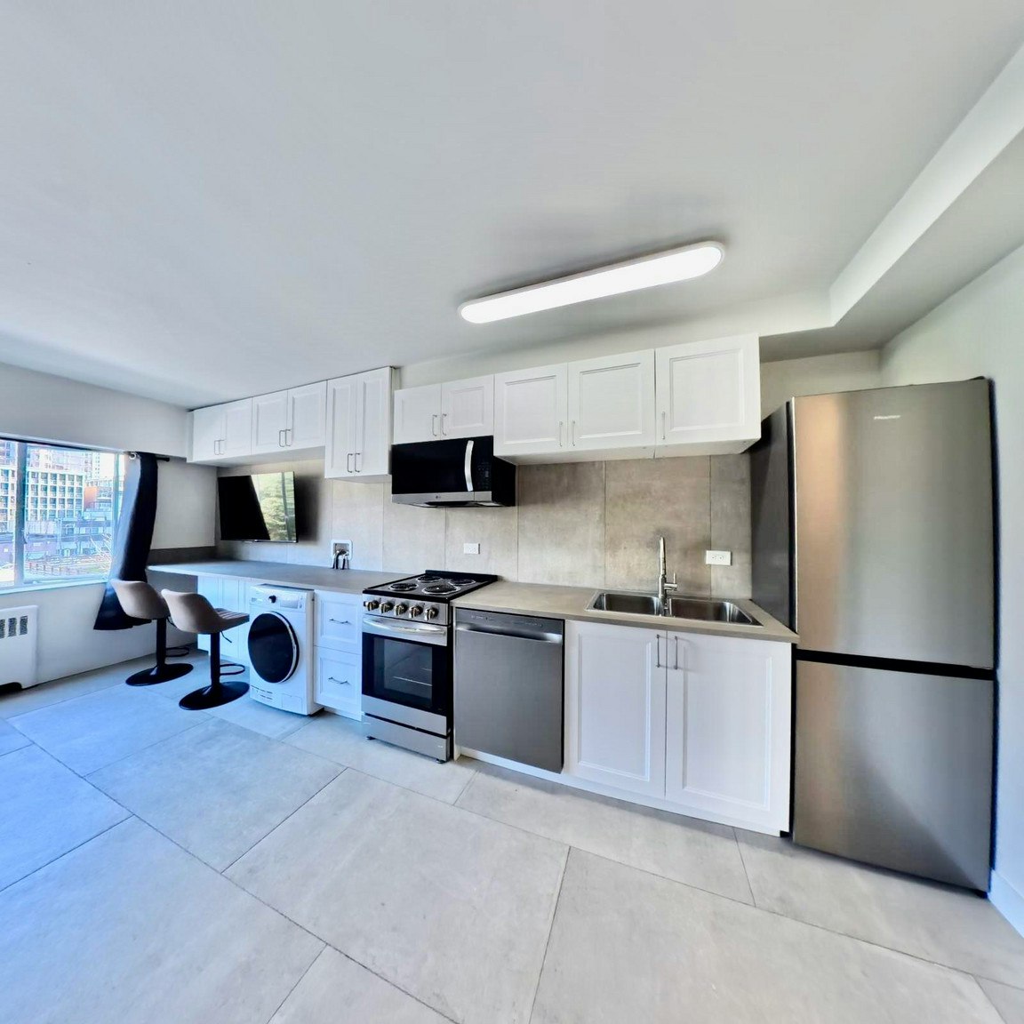 101-1540 Haro Street, Vancouver, BC, V6G 1G5 - 3