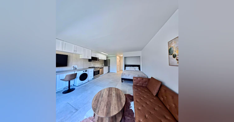 101-1540 Haro Street, Vancouver, BC, V6G 1G5 - 2