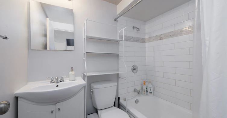 101-1540 Haro Street, Vancouver, BC, V6G 1G5 - 11