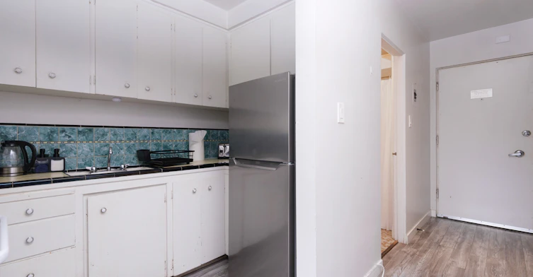 101-1540 Haro Street, Vancouver, BC, V6G 1G5 - 7