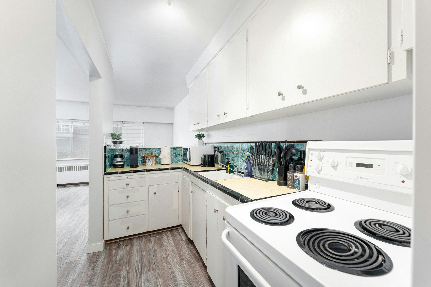 204-1540 Haro Street, Vancouver, BC, V6G 1G5 - 8