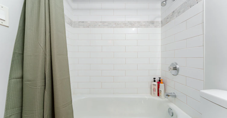 204-1540 Haro Street, Vancouver, BC, V6G 1G5 - 13