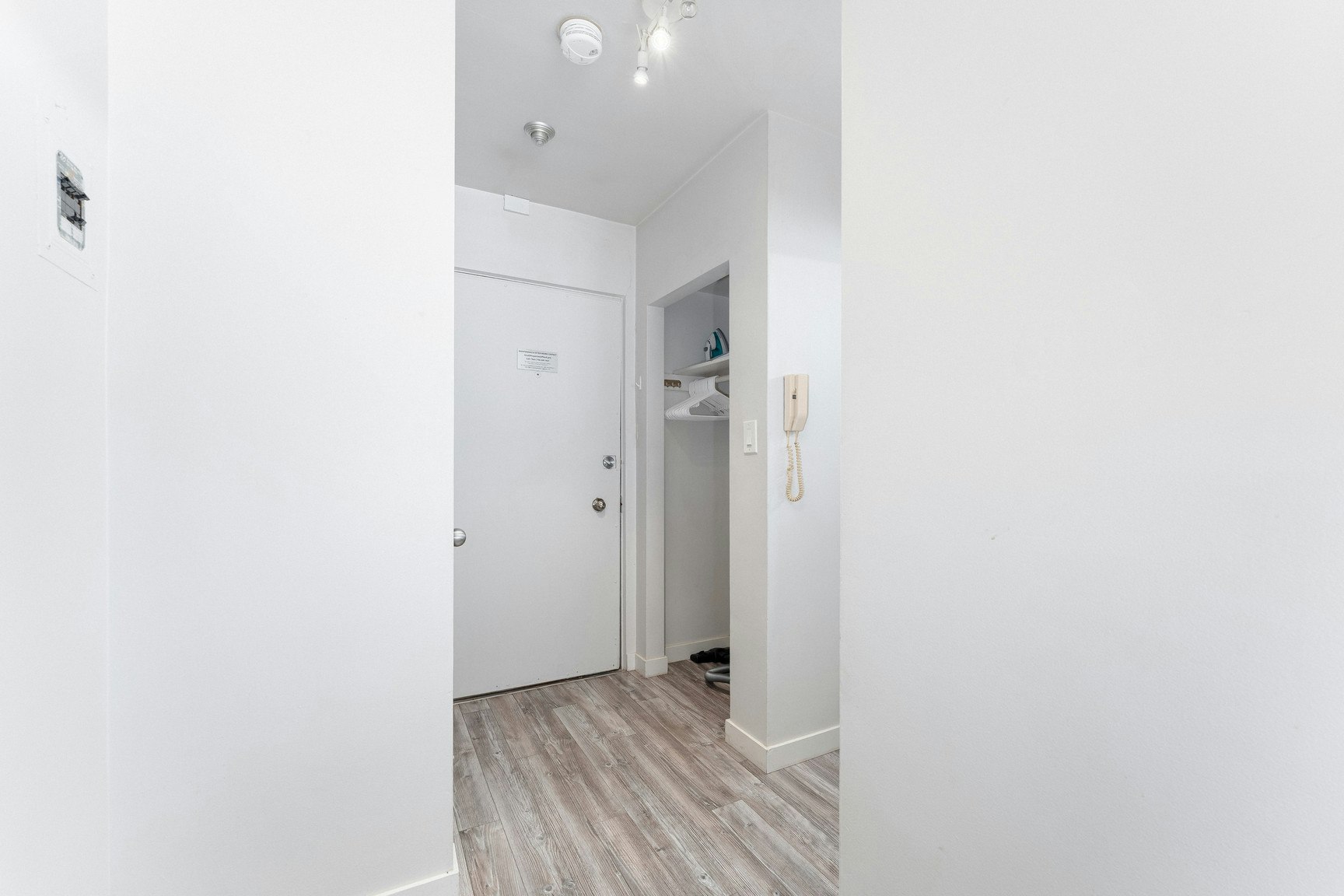204-1540 Haro Street, Vancouver, BC, V6G 1G5 - 14