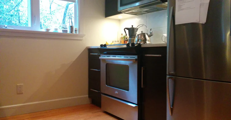 103-1540 Haro Street, Vancouver, BC, V6G 1G5 - 4