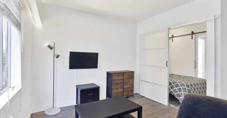 112-1540 Haro Street, Vancouver, BC, V6G 1G5 - 4