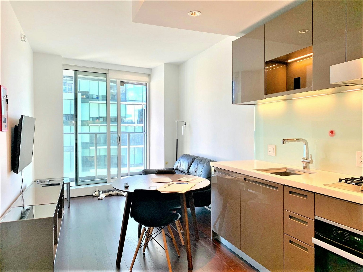 2107-777 Richards Street, Vancouver, BC, V6B 0M6 - 2