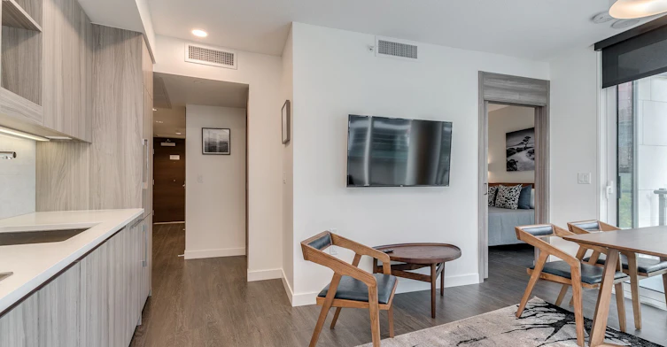 281-87 Nelson Street, Vancouver, BC, V6Z 0E8 - 3
