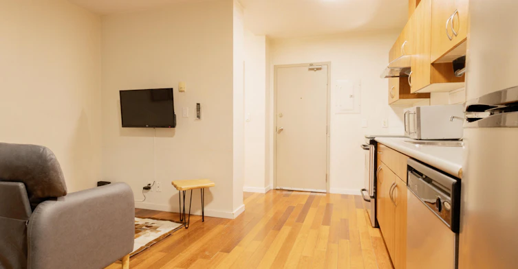 302-440 Richards Street, Vancouver, BC, V6B 2Z3 - 4