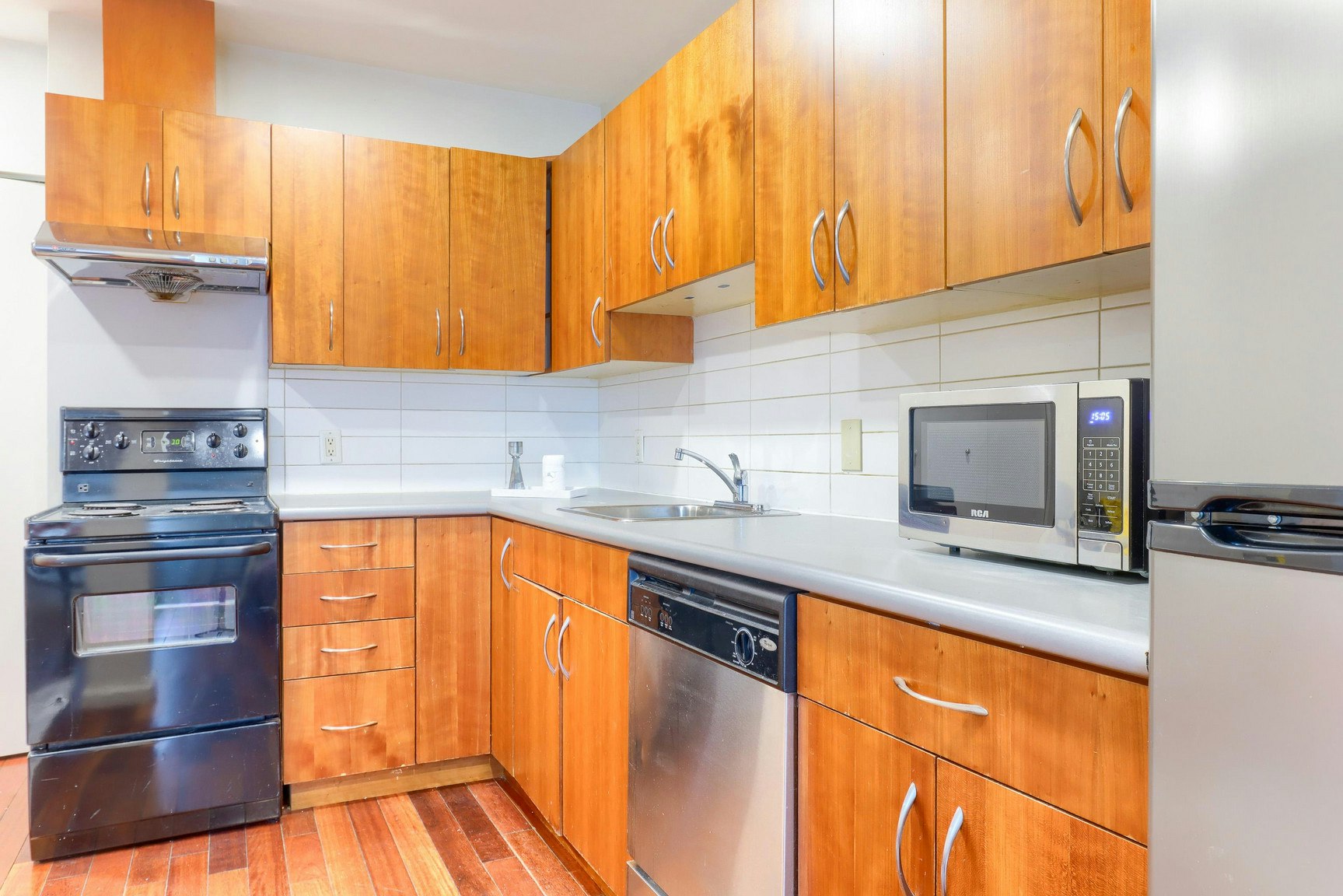 204-440 Richards Street, Vancouver, BC, V6B 2Z3 - 7
