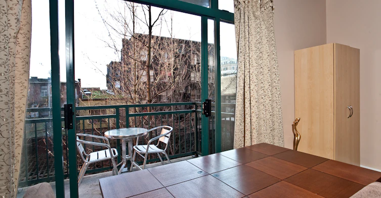 313-22 East Cordova, Vancouver, BC, V6A 4G8 - 4