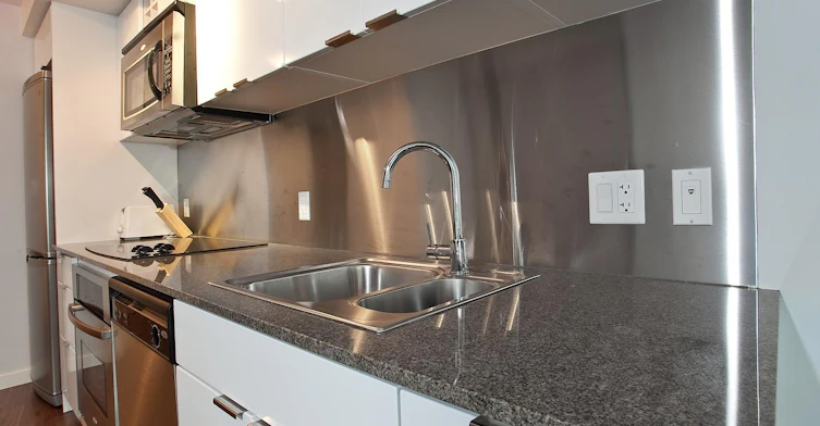 608-233 Robson Street, Vancouver, BC, V6B 0E8 - 9