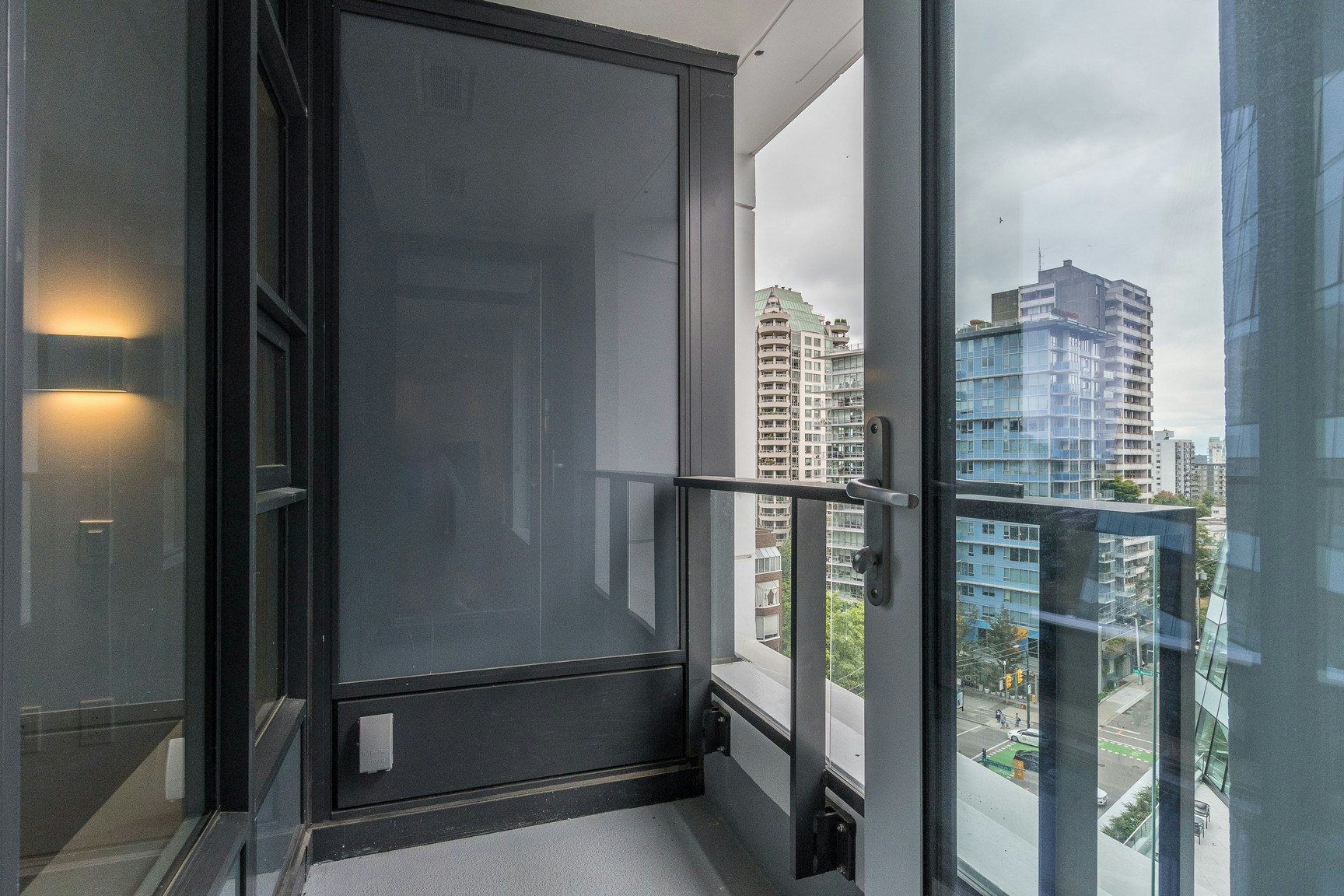 1002-1289 Hornby Street, Vancouver, BC, V6Z 1W4 - 4