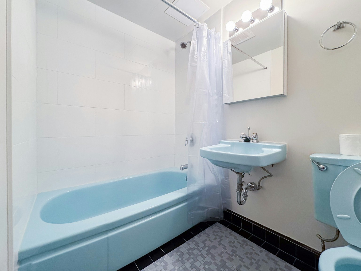 206-1925 Nelson Street, Vancouver, BC, V6G 1N3 - 13