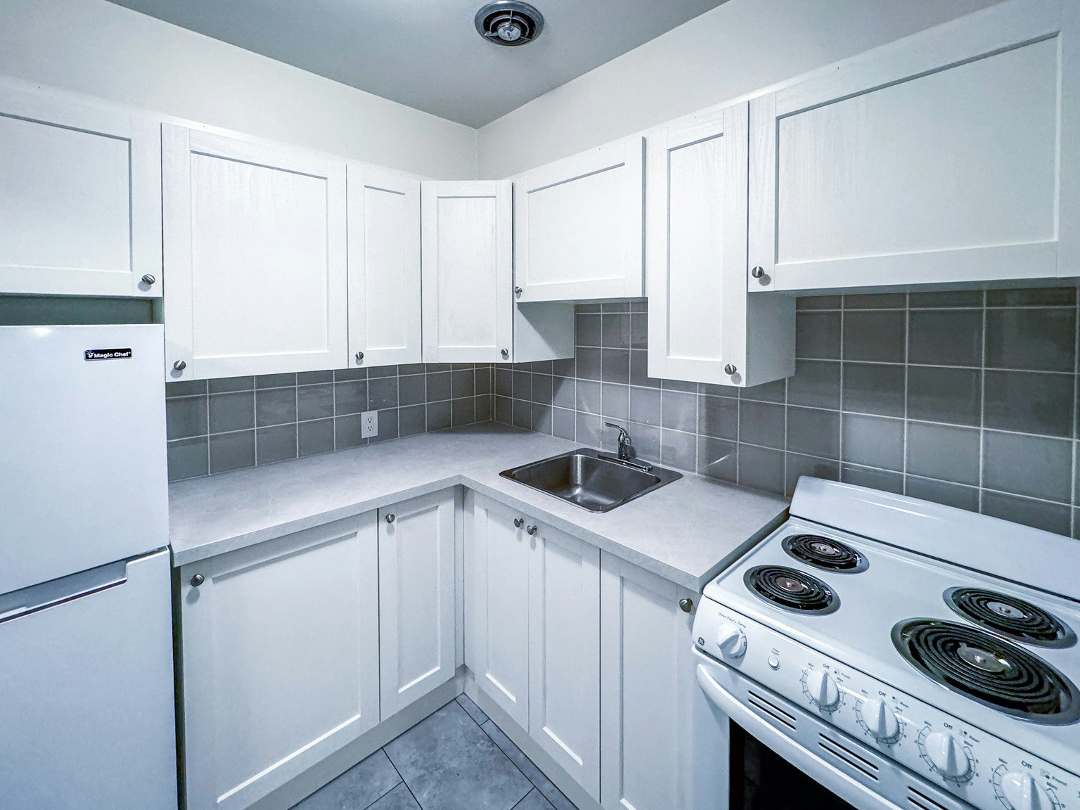 206-1925 Nelson Street, Vancouver, BC, V6G 1N3 - 7