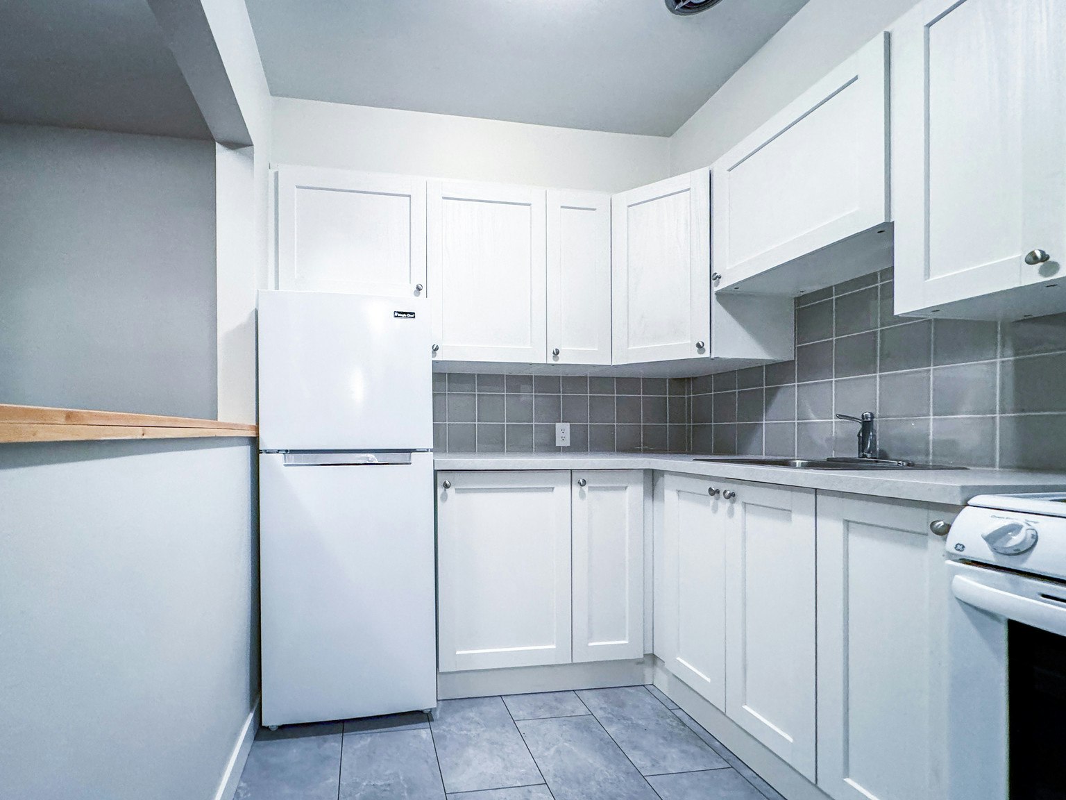 206-1925 Nelson Street, Vancouver, BC, V6G 1N3 - 6