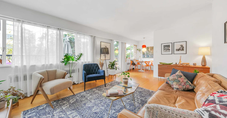 300-1925 Nelson Street, Vancouver, BC, V6G 1N3 - 2