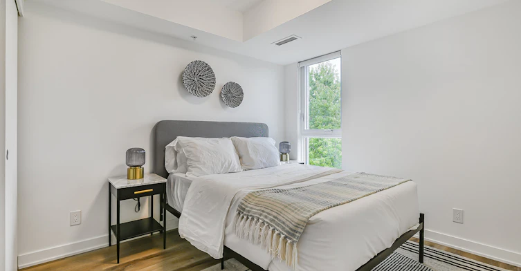 19 Robinson Avenue, Ottawa, ON, K1N 8N8 - 8